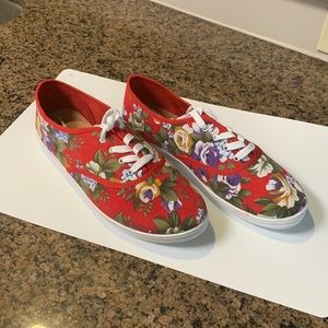 Kalli Woman’s 10 Red Floral Sneakers